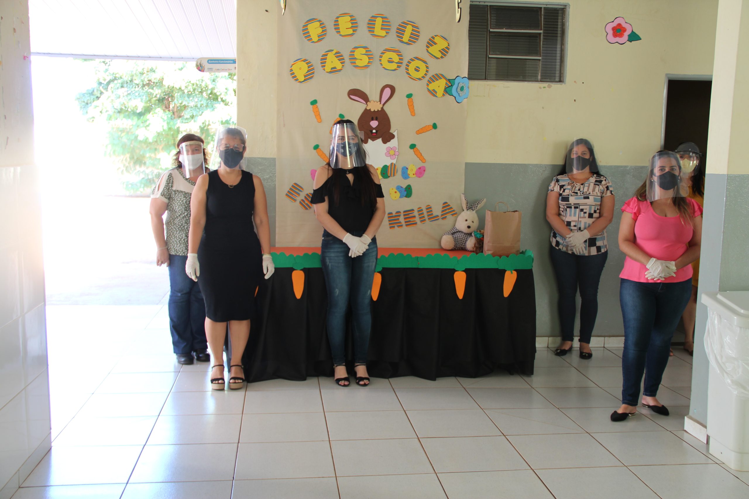 Entrega das cestas básicas e dos ovos de pascoa